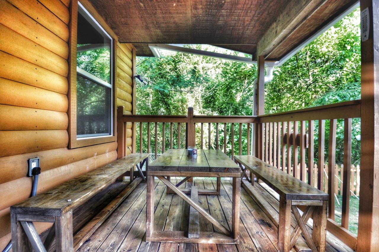 Remodelled Cabin! Great Location! Villa Sevierville Exterior photo